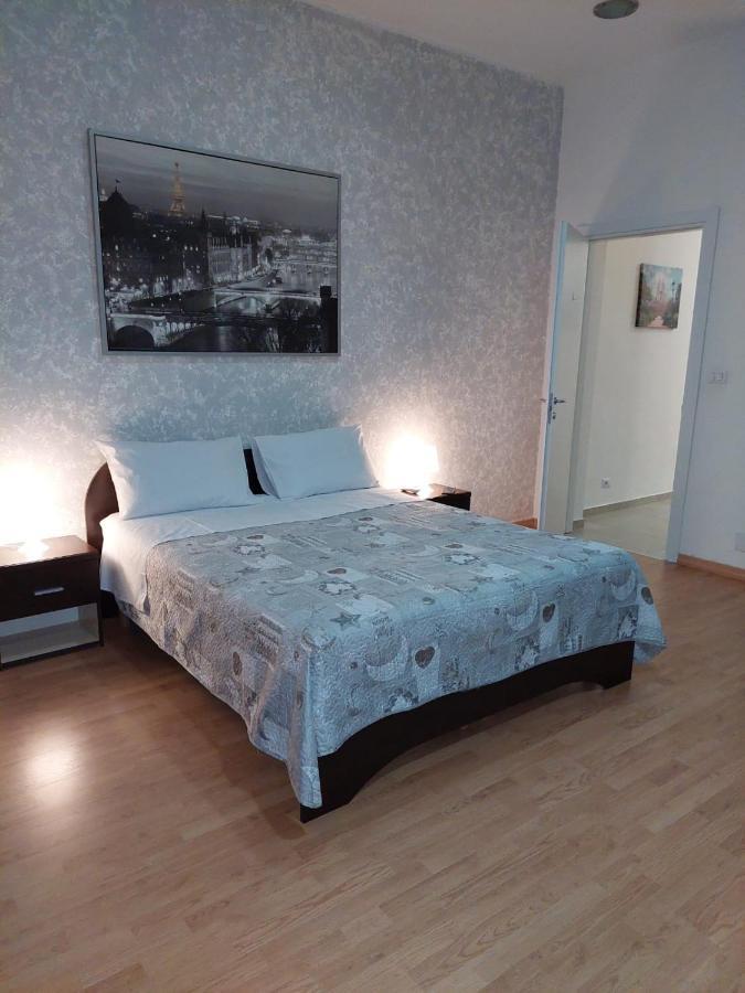 House Holidays A.s. Appartamento Catania